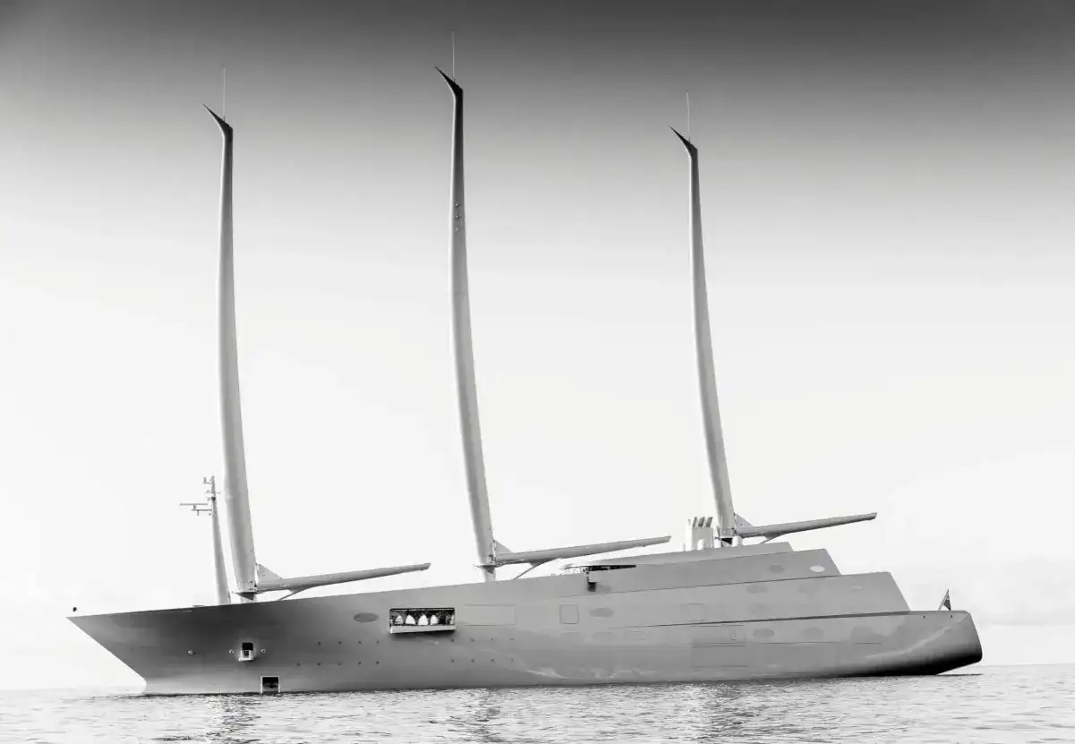 Yacht Philippe Starck - Oltre il design: cosa sapere prima di scegliere
