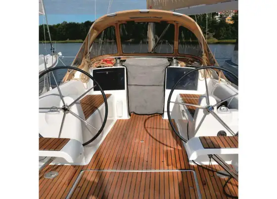 Boccaporto nautico - Guida completa: tipi, usi e differenze