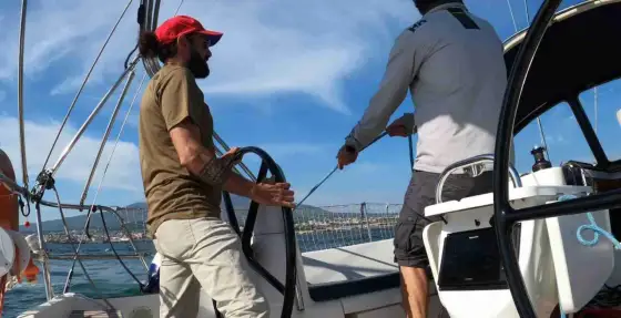 Strambare in barca a vela - Guida completa alla manovra sicura